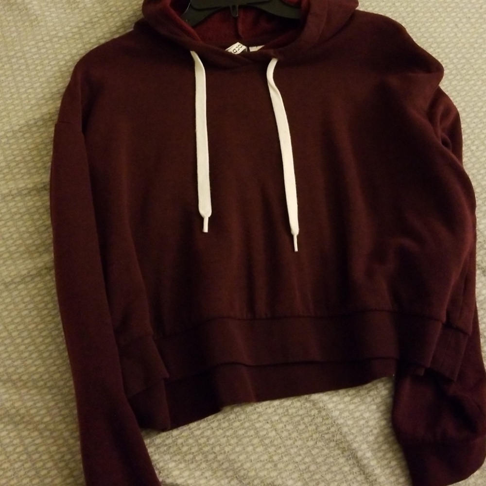 Crop top sweater